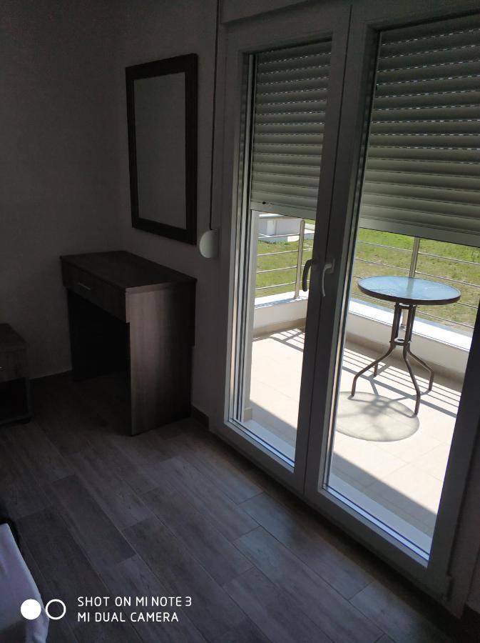 Vila Rouk Villa Leptokaryá Buitenkant foto
